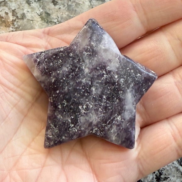 Lepidolite Star Crystal Carving, 44 grams - Picture 3 of 14